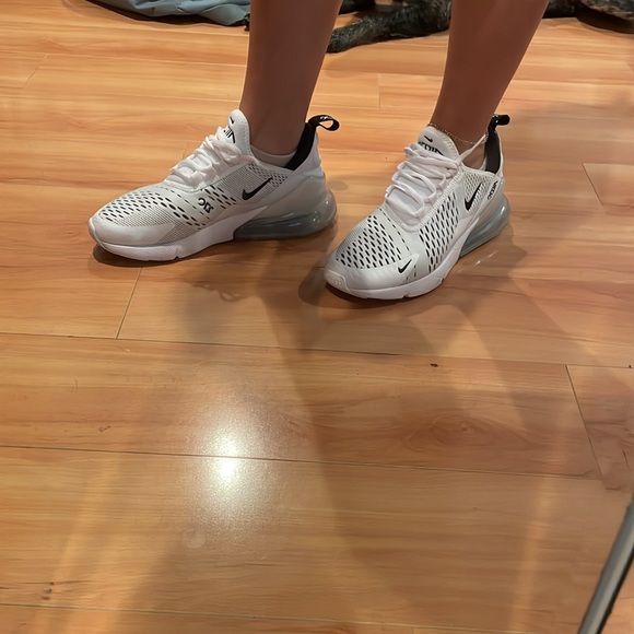 Nike AirMax 270 Size 8 - Picture 7 of 12